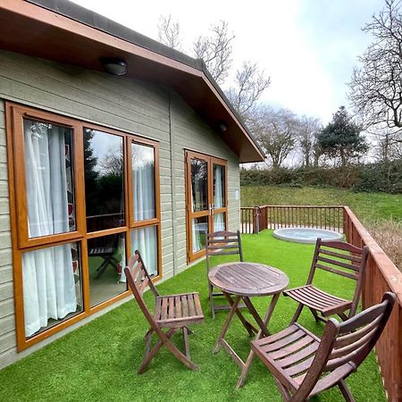 The Maples Villa Narberth Room photo